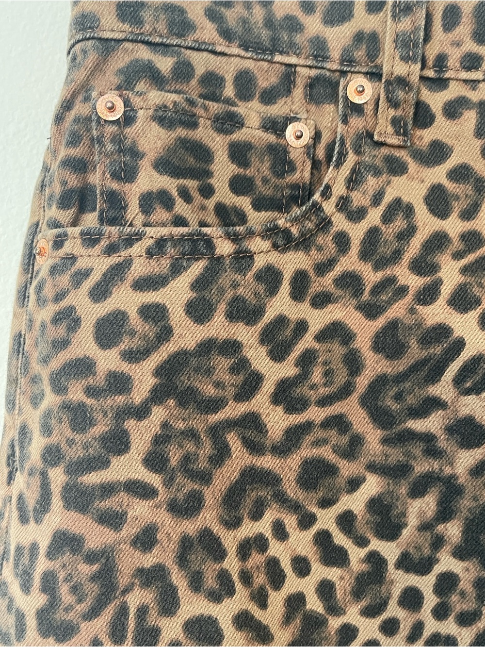 NWT GAP Denim Leopard Longline Shorts - Picture 4 of 15